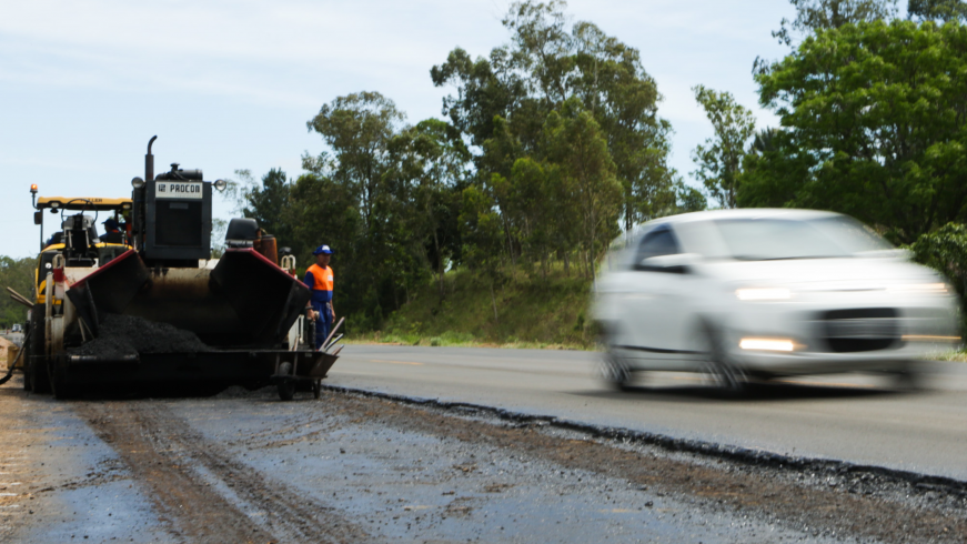 EGR intensifica trabalhos e mant&eacute;m 19 frentes de atua&ccedil;&atilde;o em rodovias do Estado