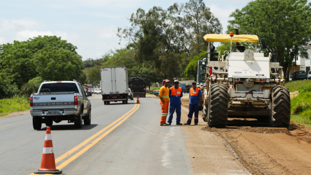 EGR trabalha em 16 frentes nas estradas ga&uacute;chas